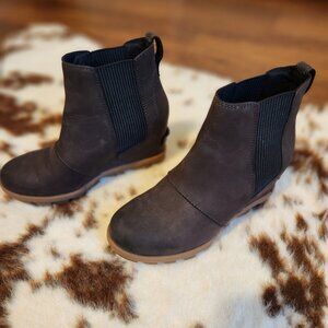 Sorel Joan of Artic Brown Leather Wedge Boot